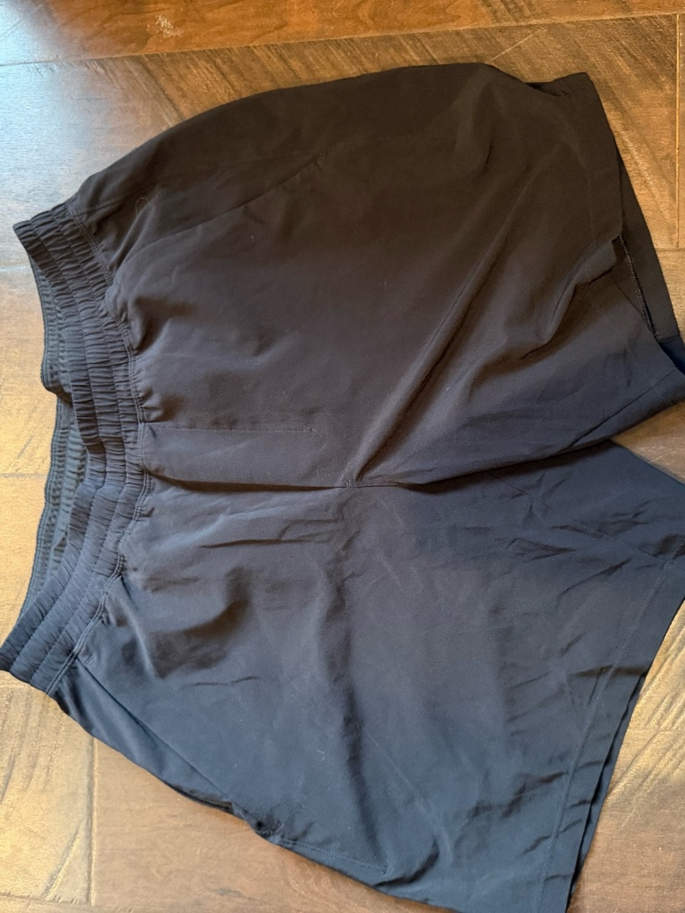 LULULEMON MENS WORKOUT SHORTS 7 INCH